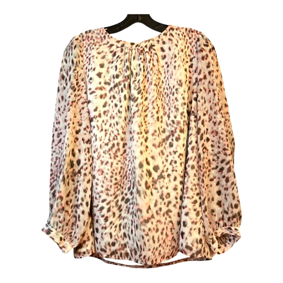 Talbots Stylish Snow Leopard Popover Chic Flowy Top Size:  XL/P Feminine Garden - Picture 11 of 12